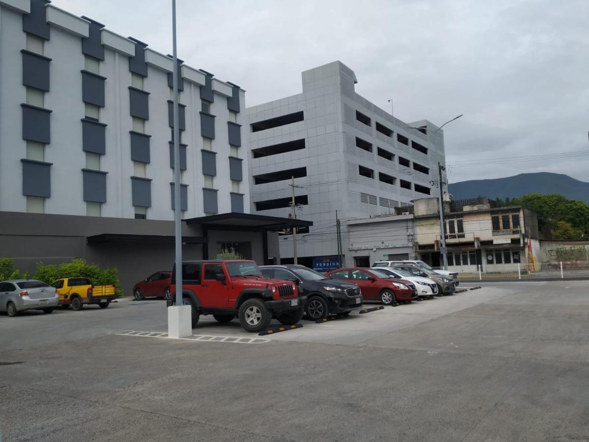 Best Western Santorin Ciudad Victoria Dış mekan fotoğraf